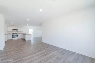 932 S Stalactites Circle, Benson, AZ 85602 - Photo 3