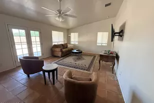 643 S Mesquite St, Benson, AZ 85602 - Photo 5