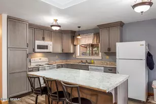 190 Co Rd 2180, Nutrioso, AZ 85932 - Photo 11