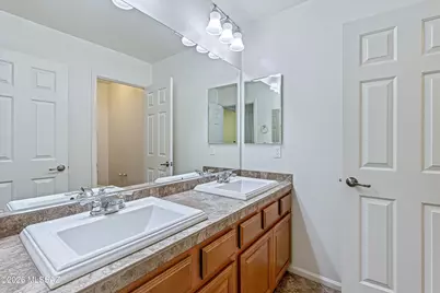 11410 E Desert Raptor Loop, Tucson, AZ 85747 - Photo 41