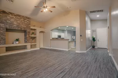 5533 W Carriage Drive, Tucson, AZ 85742 - Photo 11