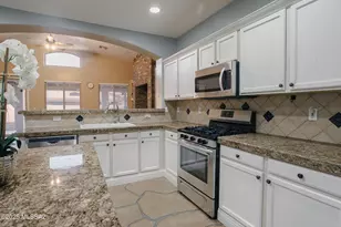 5533 W Carriage Dr, Tucson, AZ 85742 - Photo 5