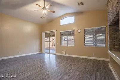5533 W Carriage Drive, Tucson, AZ 85742 - Photo 13