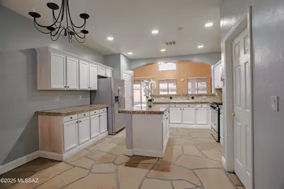 5533 W Carriage Drive, Tucson, AZ 85742 - Photo 5