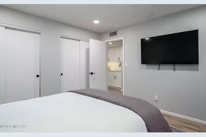 7306 E Cascada Circle, Tucson, AZ 85715 - Photo 33