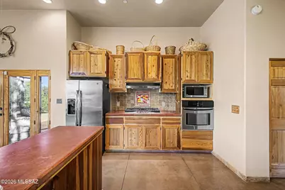 15895 N Lago Del Oro Parkway, Tucson, AZ 85739 - Photo 13