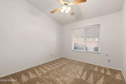 1484 W Oak Shadows Drive, Tucson, AZ 85737 - Photo 17