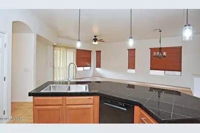 12547 N New Reflection Drive, Marana, AZ 85658 - Photo 13