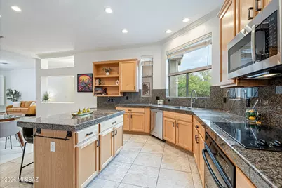 11583 N Via De La Verbenita, Tucson, AZ 85737 - Photo 17