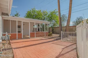 9501 E Barrudean Hills St, Tucson, AZ 85748 - Photo 31