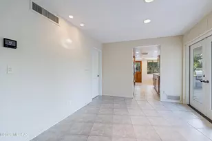 425 W Rapa Pl, Tucson, AZ 85737 - Photo 11