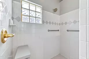 601 W Links Ln, Green Valley, AZ 85614 - Photo 19