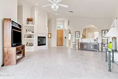 601 W Links Lane, Green Valley, AZ 85614 - Photo 7