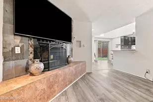 102 E Aviation Dr, Tucson, AZ 85714 - Photo 13