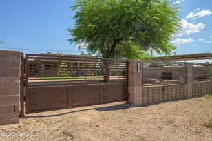 102 E Aviation Dr, Tucson, AZ 85714 - Photo 1