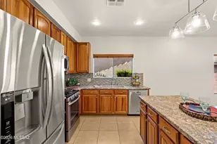 1981 S Aliso Spring Ln, Tucson, AZ 85748 - Photo 9