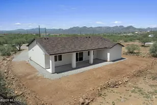 1831 San Diego Ct, Rio Rico, AZ 85648 - Photo 7