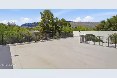 5822 N Camino Esplendora, Tucson, AZ 85718 - Photo 31