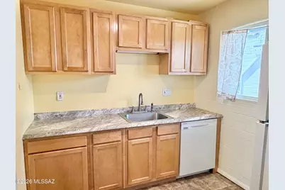 1776 S Palo Verde Avenue #C201, Tucson, AZ 85713 - Photo 5