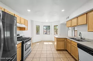 7891 E Roget Dr, Tucson, AZ 85710 - Photo 11