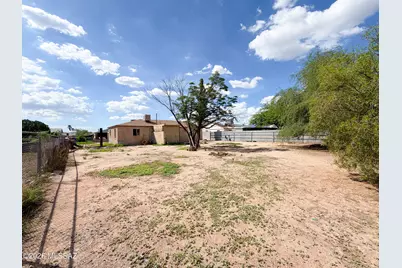 2403 S Holly Stravenue, Tucson, AZ 85713 - Photo 25