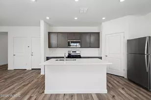 7327 W Coastal Pln Wy, Tucson, AZ 85757 - Photo 5