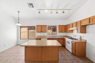 384 E Camino Del Pinsapo, Sahuarita, AZ 85629 - Photo 13
