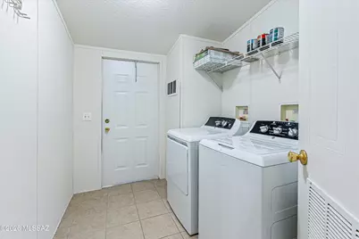 5705 E Farmridge Drive, Tucson, AZ 85756 - Photo 37