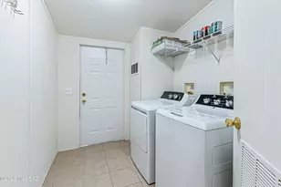 5705 E Farmridge Dr, Tucson, AZ 85756 - Photo 37