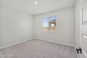 7846 S Wild Prairie Dr S, Tucson, AZ 85757 - Photo 17