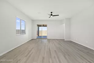 7846 S Wild Prairie Dr S, Tucson, AZ 85757 - Photo 11