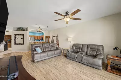441 W Deerwood Lane, Green Valley, AZ 85614 - Photo 9