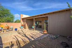 1604 W Calle Zuniga, Green Valley, AZ 85622 - Photo 19