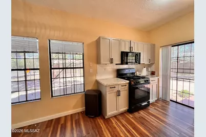 201 N Tyndall Avenue #A, Tucson, AZ 85719 - Photo 9