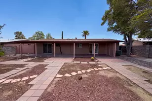 7949 E Manitoba Pl, Tucson, AZ 85730 - Photo 5