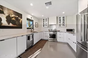 2640 E Camino La Zorrela, Tucson, AZ 85718 - Photo 11