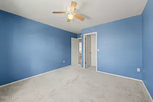 8136 W BOOTED Eagle Ct, Tucson, AZ 85757 - Photo 33