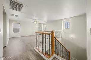 8136 W BOOTED Eagle Ct, Tucson, AZ 85757 - Photo 21