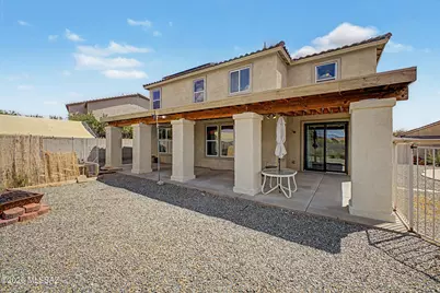 8136 W Booted Eagle Court, Tucson, AZ 85757 - Photo 37