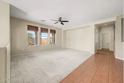 8136 W Booted Eagle Court, Tucson, AZ 85757 - Photo 11
