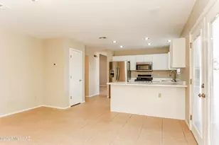 3152 W Avior Dr, Tucson, AZ 85742 - Photo 11