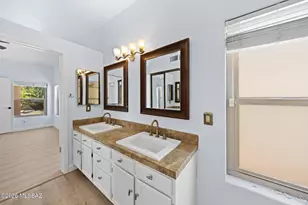 3160 N Brittlebush Ln, Tucson, AZ 85712 - Photo 27