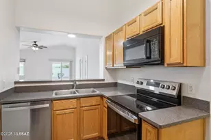 13212 N Classic Overlook Ct, Oro Valley, AZ 85755 - Photo 7