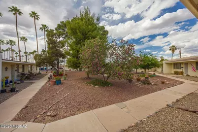 390 N Silverbell Road, Tucson, AZ 85745 - Photo 3