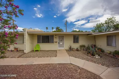 390 N Silverbell Road, Tucson, AZ 85745 - Photo 1