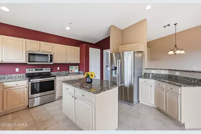 2681 S Chipshot Dr. Drive, Green Valley, AZ 85614 - Photo 11