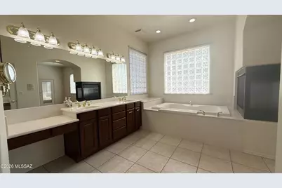 [Address not provided], Tucson, AZ 85743 - Photo 7