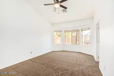 9162 N Treasure Mountain Drive, Tucson, AZ 85742 - Photo 11