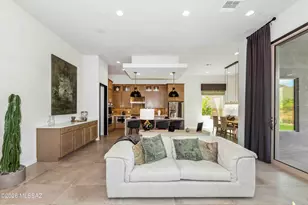 5424 N Yvon Hts Pl, Tucson, AZ 85704 - Photo 9
