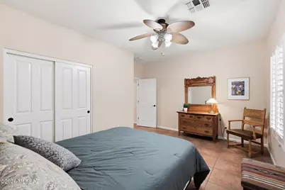1833 E Barn Swallow Lane, Green Valley, AZ 85614 - Photo 15
